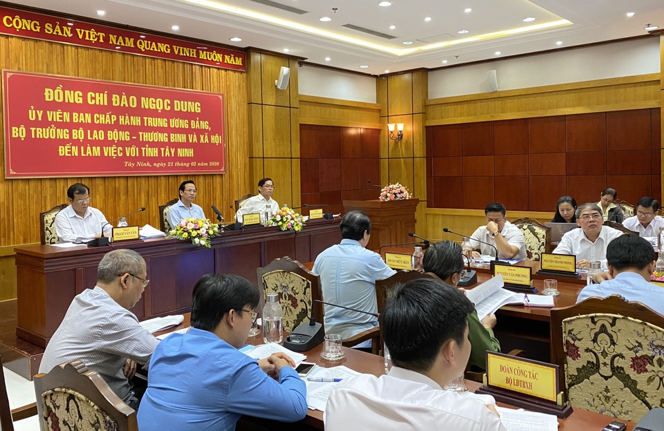 Bộ trưởng Đào Ngọc Dung: Xử lý cơ bản tồn đọng về người có công trước 27/7 - 3 Bộ trưởng Đào Ngọc Dung: Xử lý cơ bản tồn đọng về người có công trước 27/7 - 3