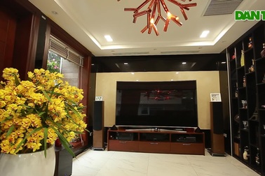 Cặp vợ chồng trẻ ở Hưng Yên "bỏ phố, về quê" làm biệt thự vườn đẹp hiếm có