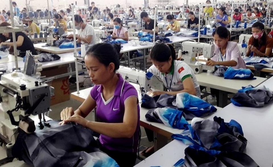 Mức thưởng Tết bình quân giảm từ 8 - 12% - 1 Mức thưởng Tết bình quân giảm từ 8 - 12% - 1