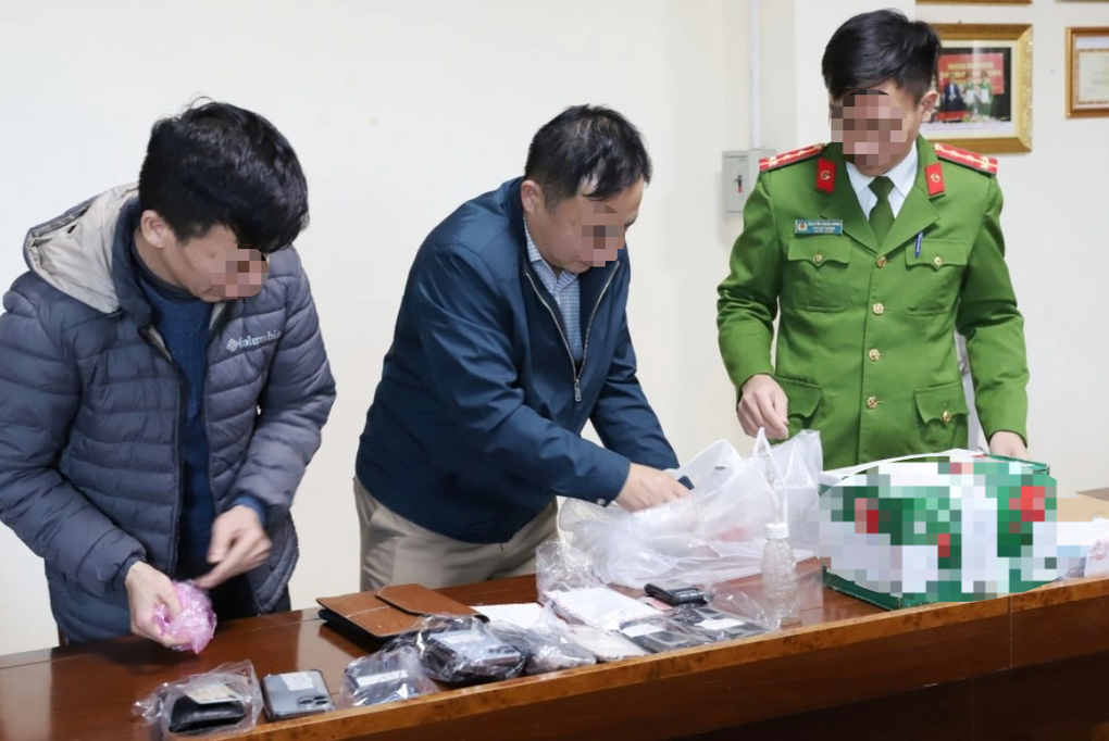 Khởi tố vụ án ma túy khủng ngày cuối năm - 2 Khởi tố vụ án ma túy khủng ngày cuối năm - 2