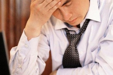 Chết dở vì tặng nhầm quà Valentine cho vợ và bồ