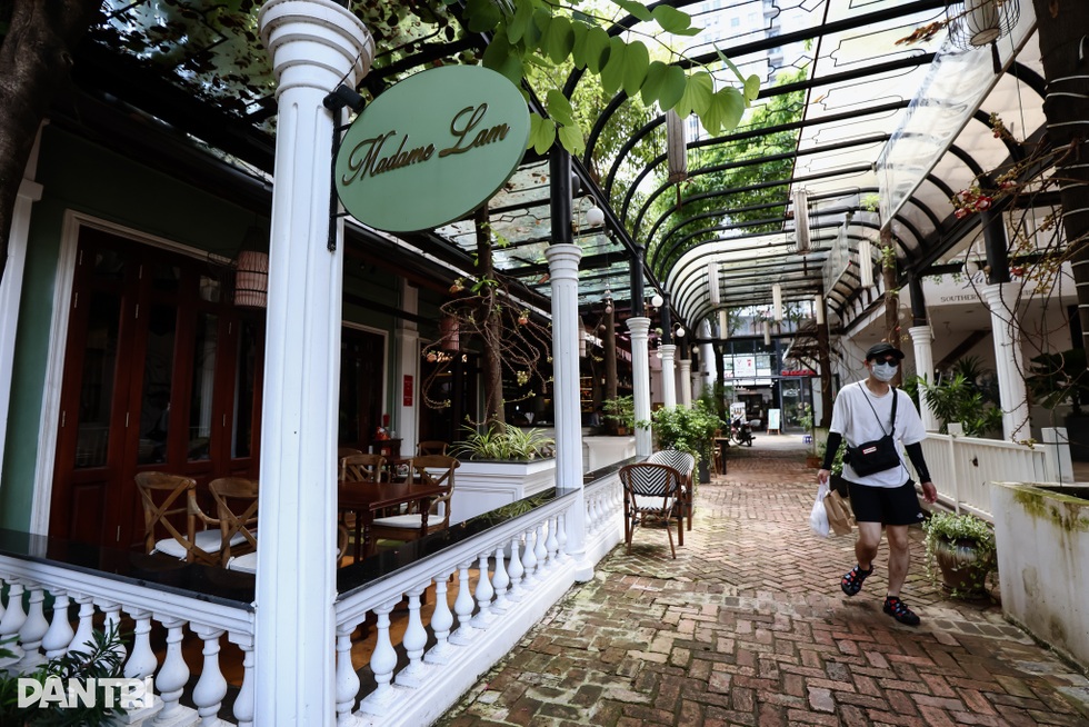 Cơm tiến vua ở khu nhà giàu TPHCM, mỗi ngày chỉ phục vụ 4 suất - 8