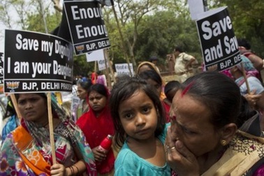 Phụ nữ Ấn Độ nơm nớp nỗi lo bị hãm hiếp