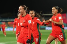 Tổng thống Bồ Đào Nha chúc mừng đội nhà chiến thắng trước tuyển nữ Việt Nam