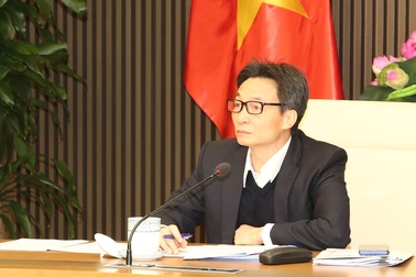 Hôm nay đề nghị Thủ tướng công bố dịch, rút ngay giấy phép cửa hàng tăng giá khẩu trang