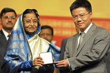 GS. Ngô Bảo Châu: Từ cậu HS chuyên Toán đến chủ nhân Giải Fields