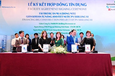 Tài trợ gần 160 triệu USD cho Dự án mua đóng mới giàn khoan tự nâng 400 feet nước 