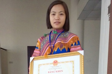 Cô giáo có “bảng thành tích một dòng”