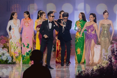 Dàn sao Việt dự đám cưới hoành tráng ở miền Tây