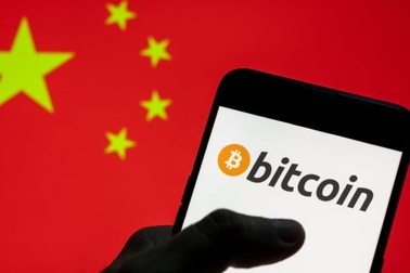 Hoảng loạn bán tháo bitcoin khi Trung Quốc chặn đầu cơ tiền điện tử