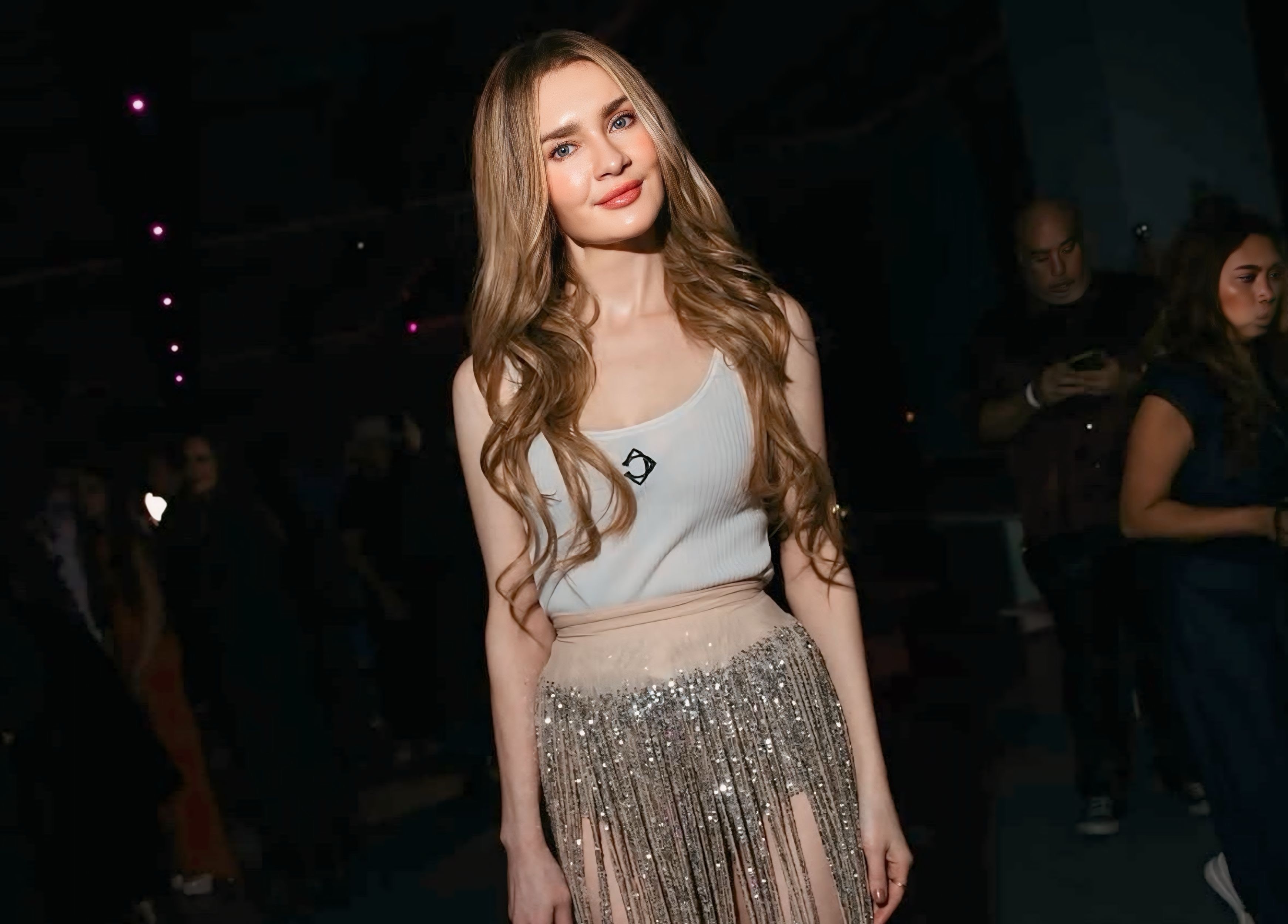 Anna Delvey: Từ "thánh lừa đảo" đến người mẫu được nhiều nhà mốt săn đón