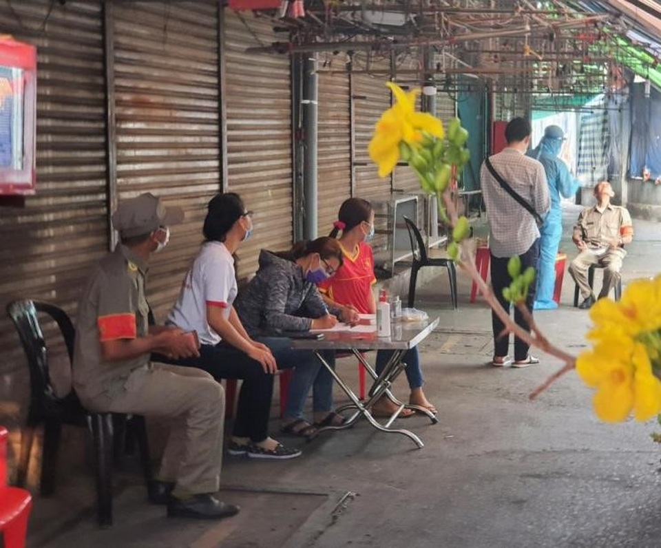 TPHCM khẩn cấp tìm người nguy cơ nhiễm Covid-19 tại 2 quán ăn - 4
