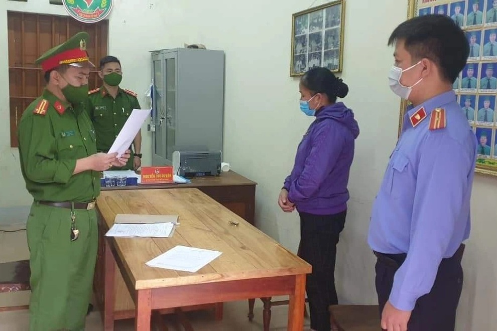 Thông tin thêm vụ nữ chủ tịch xã ở Nghệ An bị bắt giam - 3 Thông tin thêm vụ nữ chủ tịch xã ở Nghệ An bị bắt giam - 3