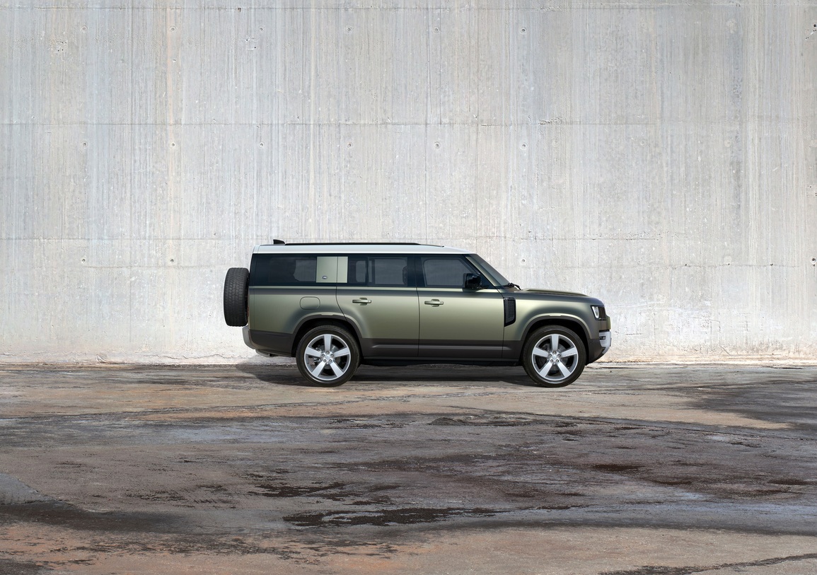 Land Rover Defender 130 mới siêu dài, thiết kế 8 chỗ ngồi - 6 Land Rover Defender 130 mới siêu dài, thiết kế 8 chỗ ngồi - 6
