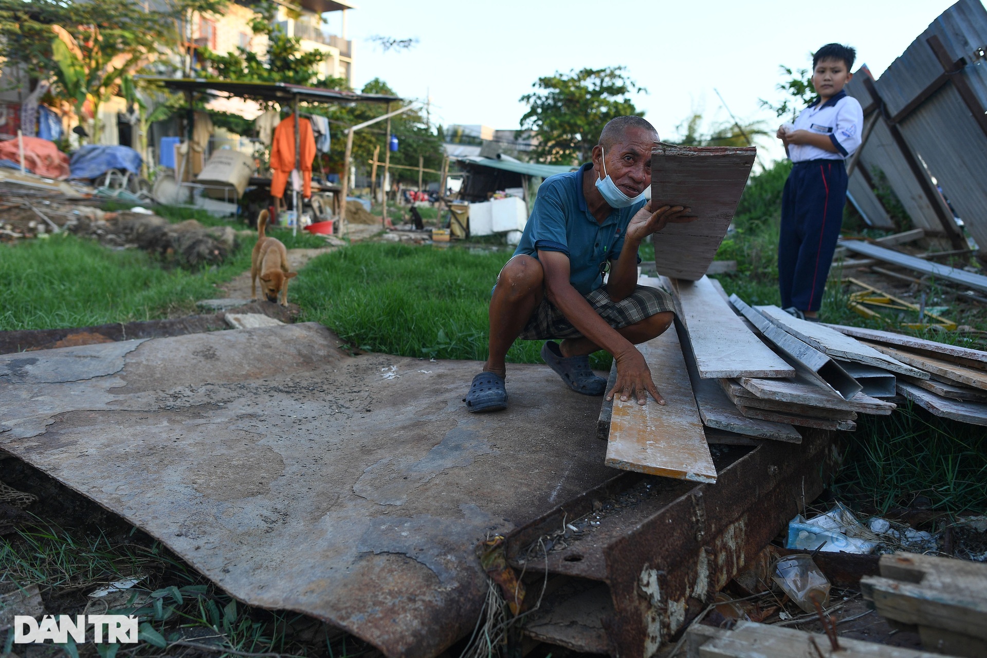 Cầu mới treo hơn 20 năm chưa xong, người dân TPHCM thấp thỏm qua cầu cũ - 12 Cầu mới treo hơn 20 năm chưa xong, người dân TPHCM thấp thỏm qua cầu cũ - 12