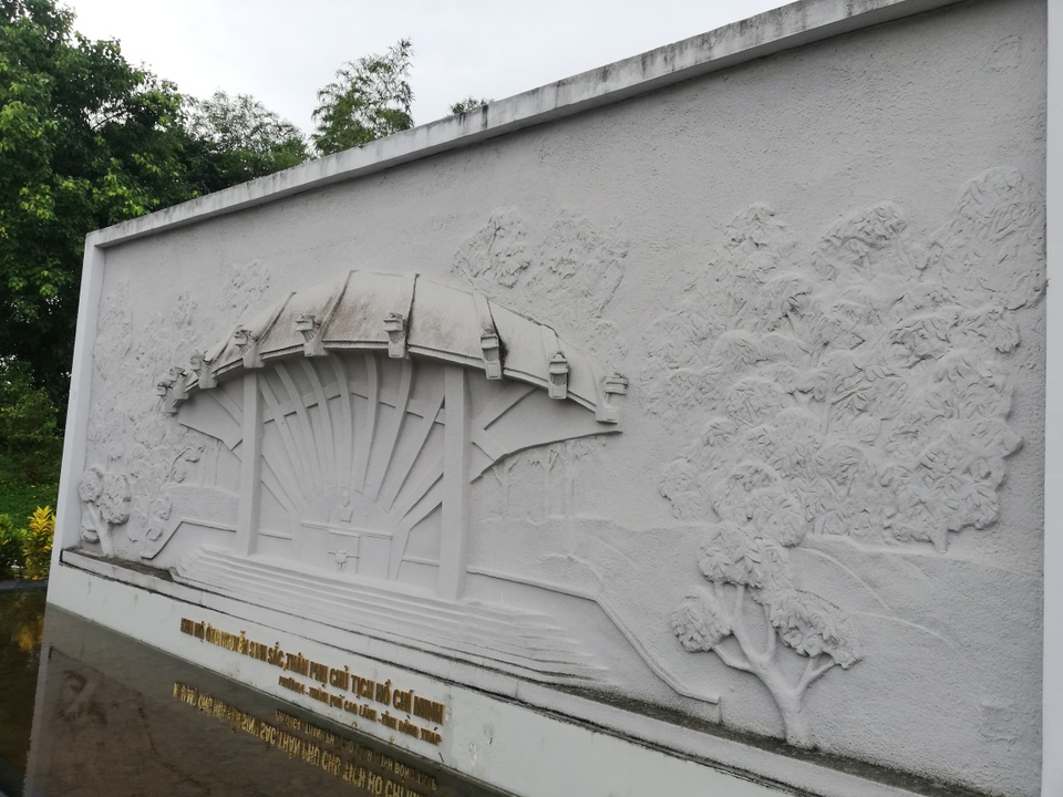 Khu tưởng niệm Bác Hồ ở tỉnh cực Nam Tổ quốc - 6 Khu tưởng niệm Bác Hồ ở tỉnh cực Nam Tổ quốc - 6