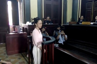 Phương Nga giữ quyền im lặng tại tòa