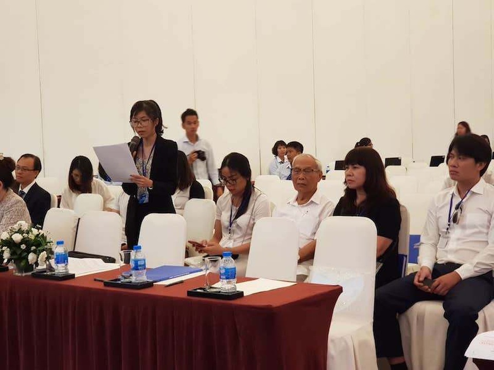 Từ top đầu các ngân hàng lớn, Eximbank đã “tụt dốc” không phanh ra sao? - 2 Từ top đầu các ngân hàng lớn, Eximbank đã “tụt dốc” không phanh ra sao? - 2