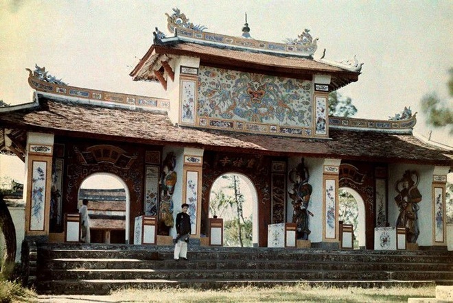 Bí ẩn bức tranh rồng bị che khuất trên cổng chùa Thiên Mụ ở cố đô Huế - 2