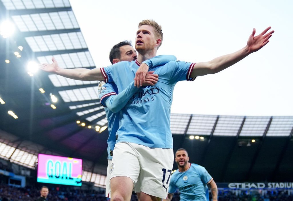 Haaland lập kỷ lục vĩ đại, Man City thắng 4-1 Arsenal - 2 Haaland lập kỷ lục vĩ đại, Man City thắng 4-1 Arsenal - 2