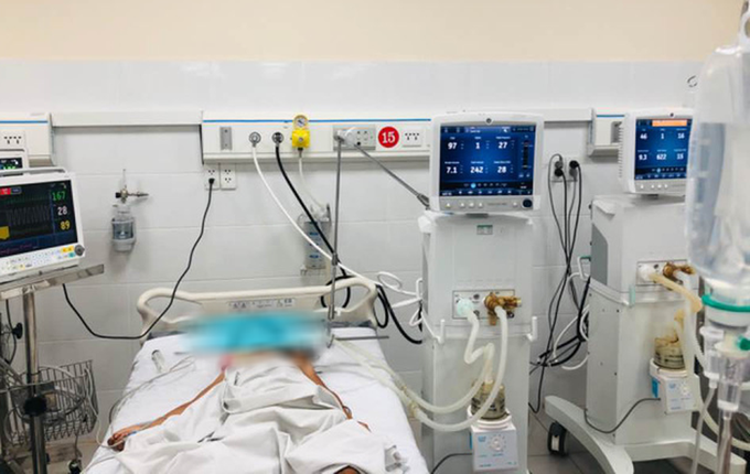 Bệnh nhi được theo dõi điều trị tại bệnh viện. Ảnh: Bác sĩ cung cấp