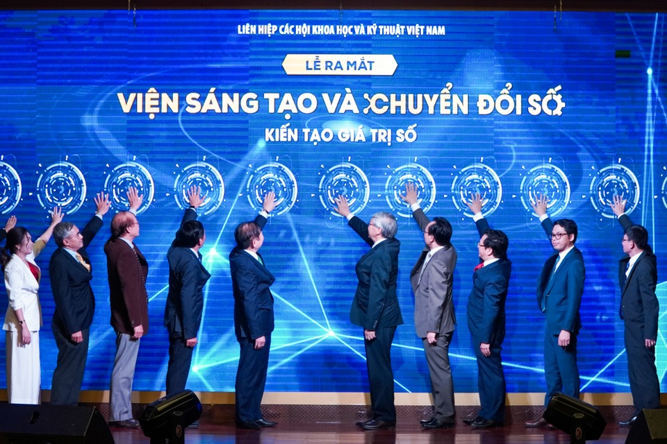 Thành lập Viện Sáng tạo và Chuyển đổi số Việt Nam - 1 Thành lập Viện Sáng tạo và Chuyển đổi số Việt Nam - 1