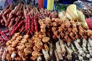 Ngày bán 1.000 xiên nướng, chị xe đẩy thu 150 triệu đồng/tháng