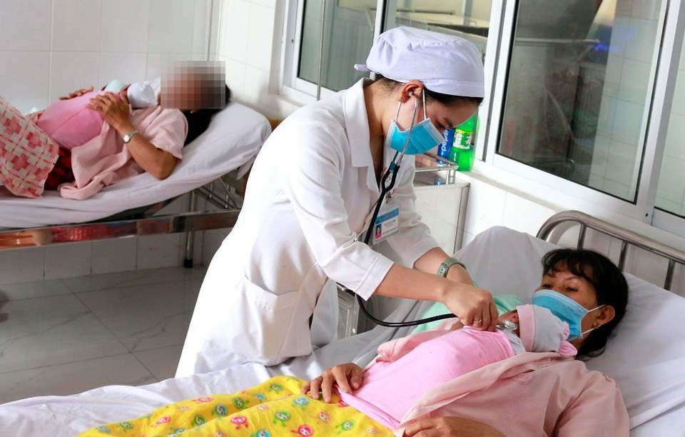 Cần Thơ: Cấp cứu thành công sản phụ mang thai 3 bé gái bị tiền sản giật - 1 Cần Thơ: Cấp cứu thành công sản phụ mang thai 3 bé gái bị tiền sản giật - 1