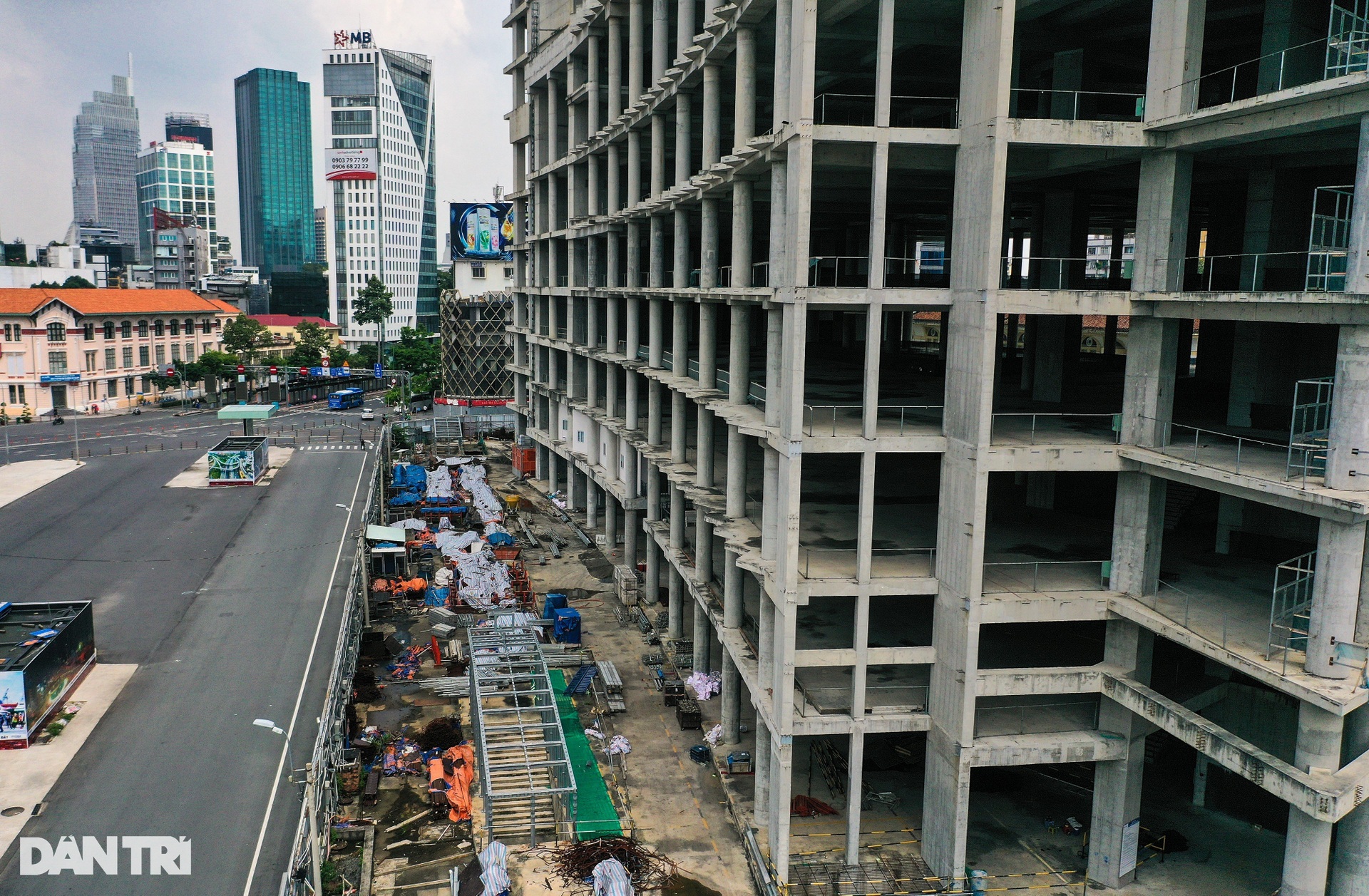 Cận cảnh siêu phẩm chục nghìn tỷ trơ khung trên đất kim cương ở TPHCM - 9 Cận cảnh siêu phẩm chục nghìn tỷ trơ khung trên đất kim cương ở TPHCM - 9