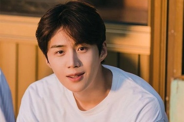 Kim Seon Ho vừa đăng bài xin lỗi, bạn gái cũ có động thái bất ngờ