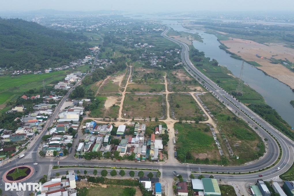 Được giao thu 2.600 tỷ đồng từ đất, Quảng Ngãi dự kiến chỉ đạt 10% - 1