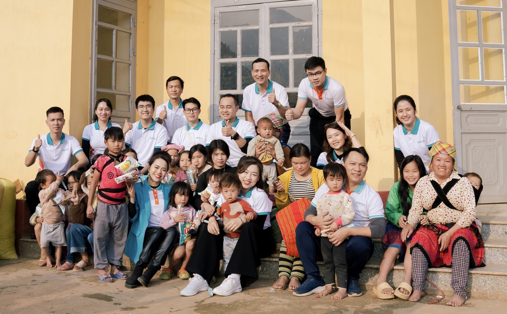 ABBANK gây quỹ 1 tỷ đồng xây trường cho trẻ em vùng cao - 6 ABBANK gây quỹ 1 tỷ đồng xây trường cho trẻ em vùng cao - 6