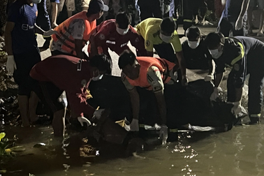 Tìm được thi thể 2 trẻ tắm sông bị nước cuốn trôi ở Trà Vinh