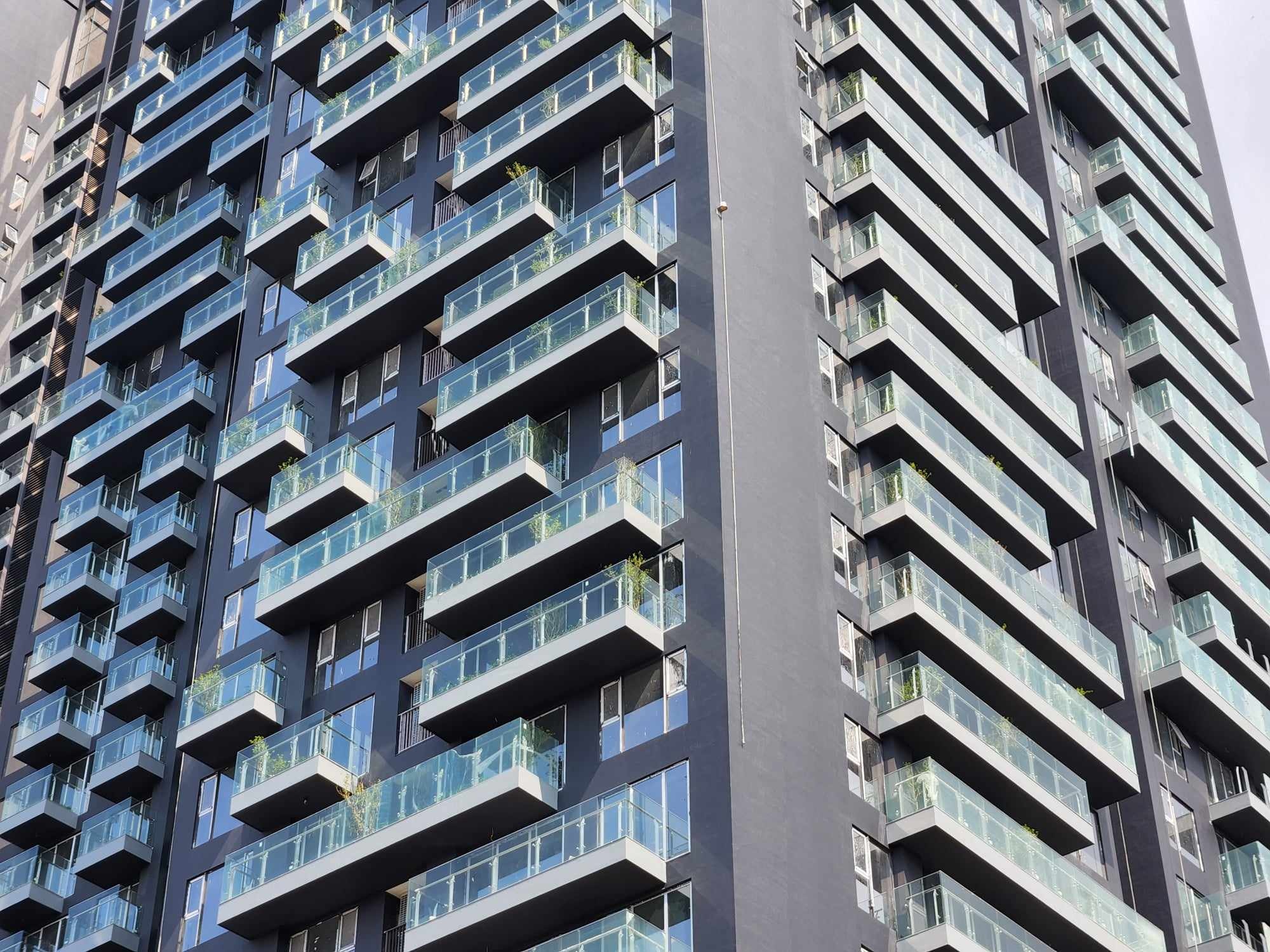 Los precios en constante aumento hacen que los apartamentos se conviertan en un pastel dulce para los inversores - 2 Liên tục tăng giá, căn hộ chung cư thành miếng bánh ngọt cho nhà đầu tư - 2