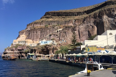 Santorini - Nơi khơi gợi mạch nguồn cảm xúc trong tôi