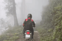 Có gì ở "làng địa ngục" nằm ẩn mình giữa mây trên núi ở Hà Giang