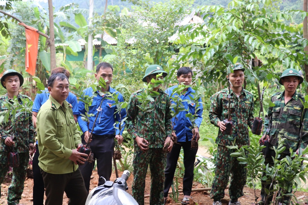 Xây dựng sinh kế bền vững cho người dân ở khu bảo tồn thiên nhiên - 4 Xây dựng sinh kế bền vững cho người dân ở khu bảo tồn thiên nhiên - 4