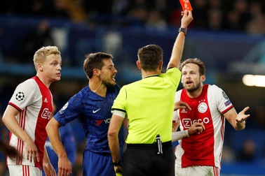 Những khoảnh khắc trong trận hòa đầy kinh ngạc giữa Chelsea và Ajax