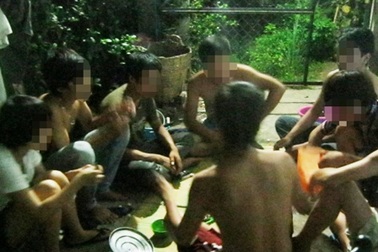 Tân sinh viên “xanh mặt” vì lịch nhậu “ra mắt”