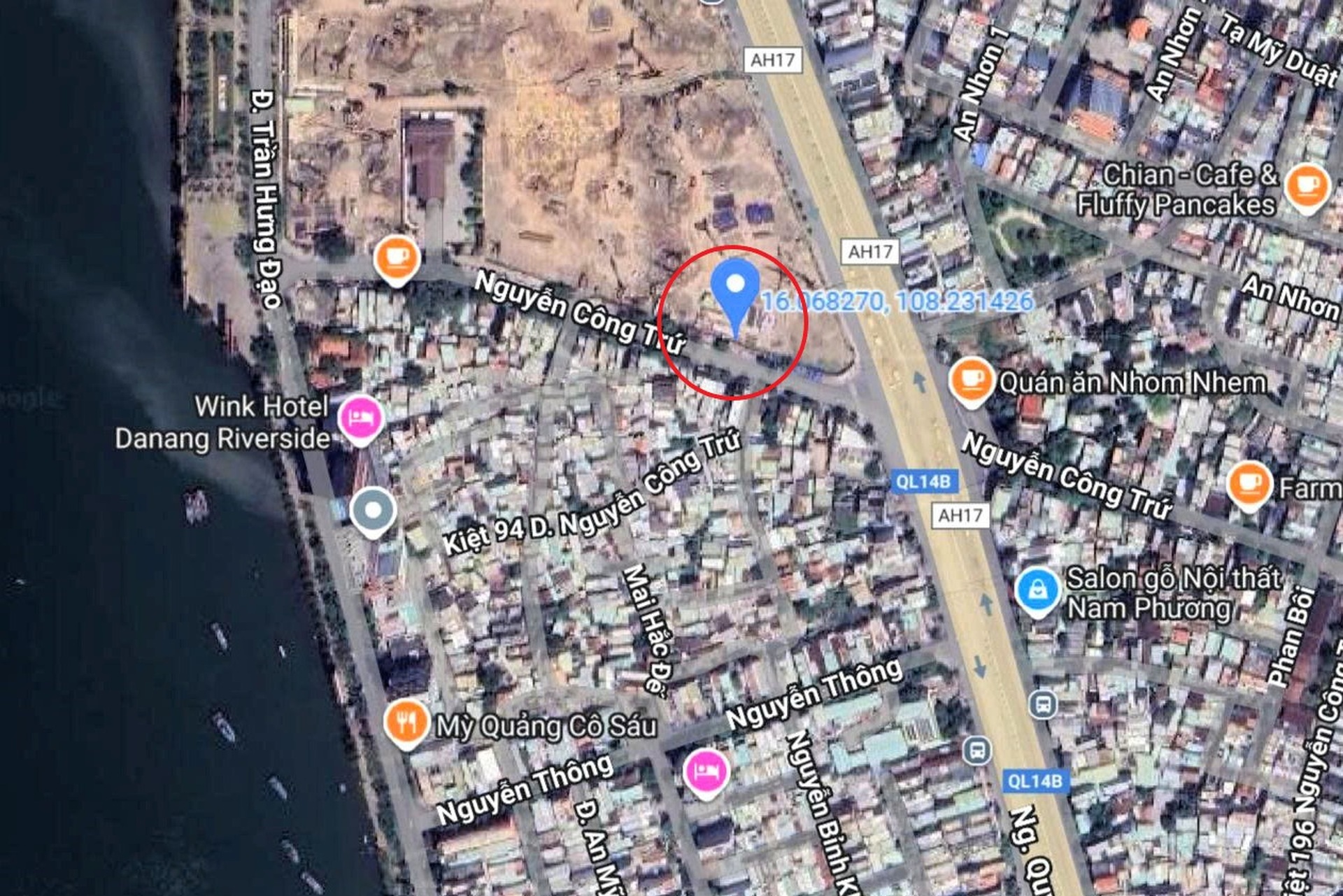 Vụ hố sâu nuốt chửng nhiều ô tô: Xuất hiện vết nứt dài hàng chục mét - 11 Vụ hố sâu nuốt chửng nhiều ô tô: Xuất hiện vết nứt dài hàng chục mét - 11