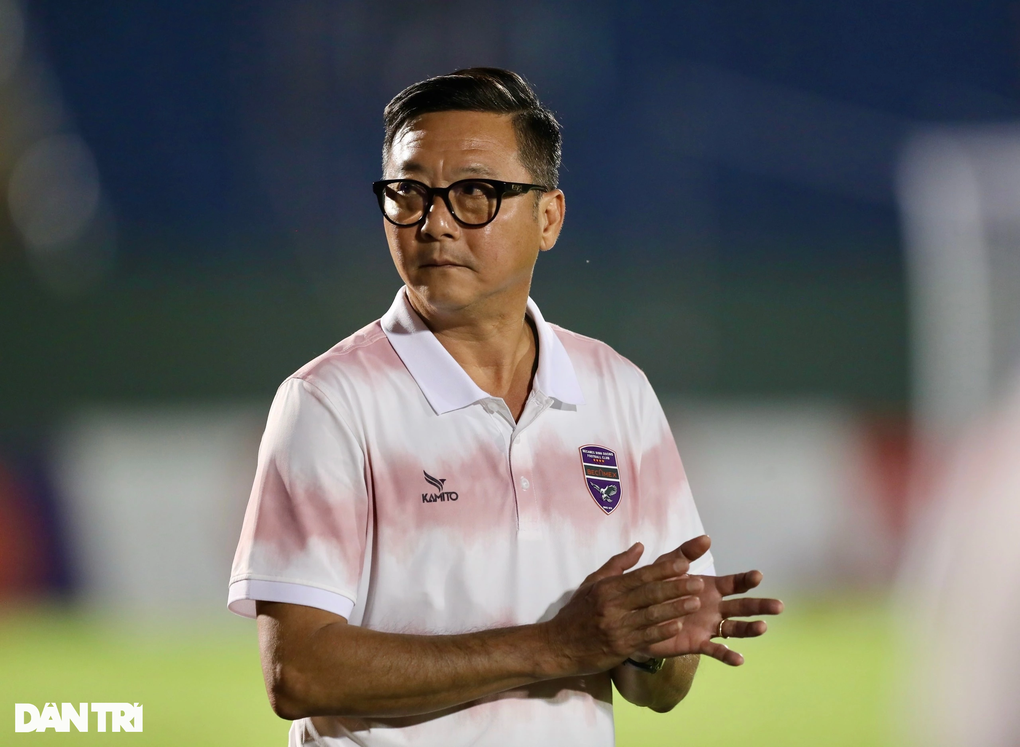 HLV Lê Huỳnh Đức bình thản dù Bình Dương dẫn đầu V-League - 1 HLV Lê Huỳnh Đức bình thản dù Bình Dương dẫn đầu V-League - 1