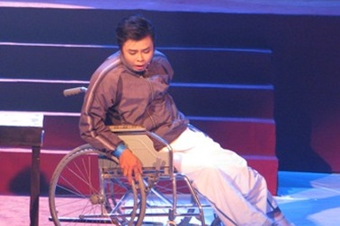 Ứng cử viên “vàng” giải triển vọng cho “màn diễn độc thoại trên xe lăn” 