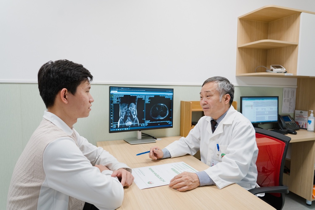 Giải pháp cắt cơn đau quặn bụng do sỏi túi mật - 2