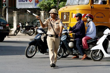 “Nướng” mình giữa chảo lửa