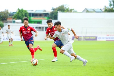 Đội chủ nhà mất chiến thắng tại giải bóng đá U17 quốc gia 2025