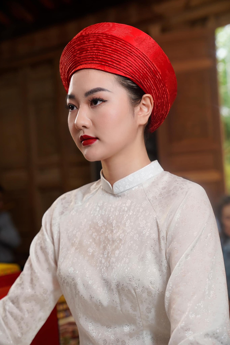 Hoa khôi Đại học FPT hóa cô đồng xinh đẹp - 8 Hoa khôi Đại học FPT hóa cô đồng xinh đẹp - 8