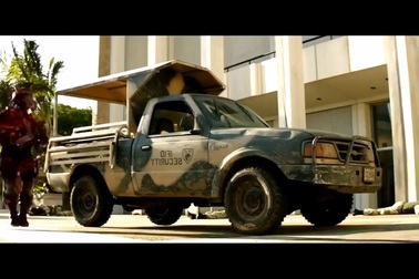 Elizabeth Olsen vào vai phù thủy đỏ Scarlet Witch trong loạt phim “Avengers”