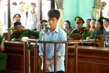 Can ngăn đánh nhau, vô cớ bị đâm chết