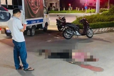Người phụ nữ bị đâm tử vong giữa đường ở Bình Dương