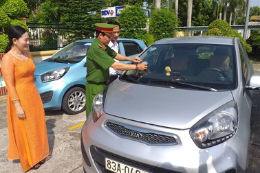 Tài xế taxi tham gia tự quản về an ninh trật tự